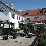 Bavaria Hotel 3*